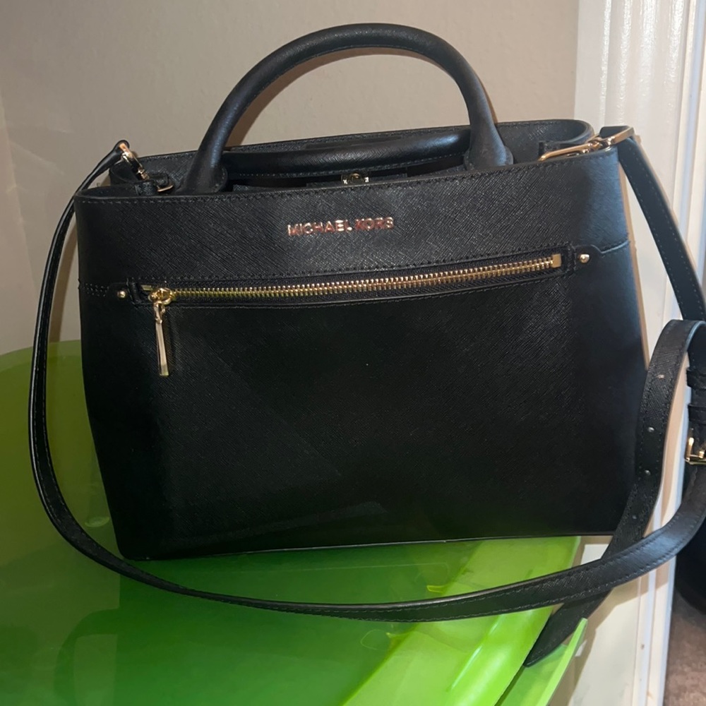 Black Michael kors shoulder/crossbody bag adjustable strap